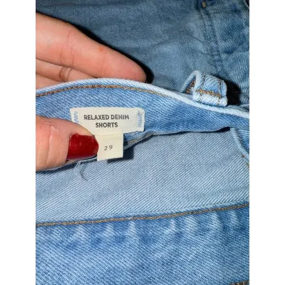 Madewell Relaxed Denim raw hem Shorts in Cedarcroft Wash size 29 - Picture 7 of 8